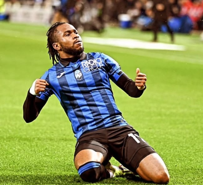 Ademola Lookman saat melakukan selebrasi usai mencetak gol. [Instagram]
